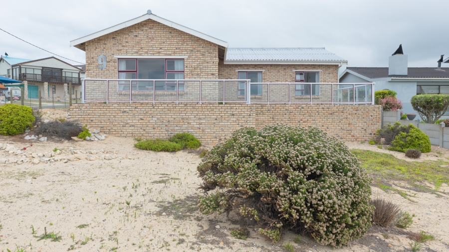 3 Bedroom Property for Sale in Struisbaai Western Cape